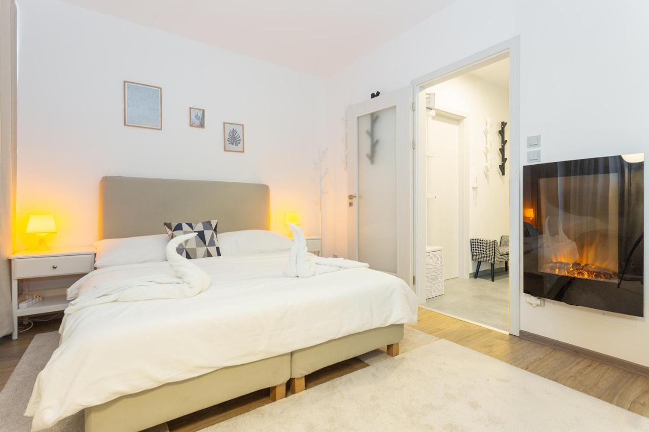 Harfa Apartments Πράγα Εξωτερικό φωτογραφία